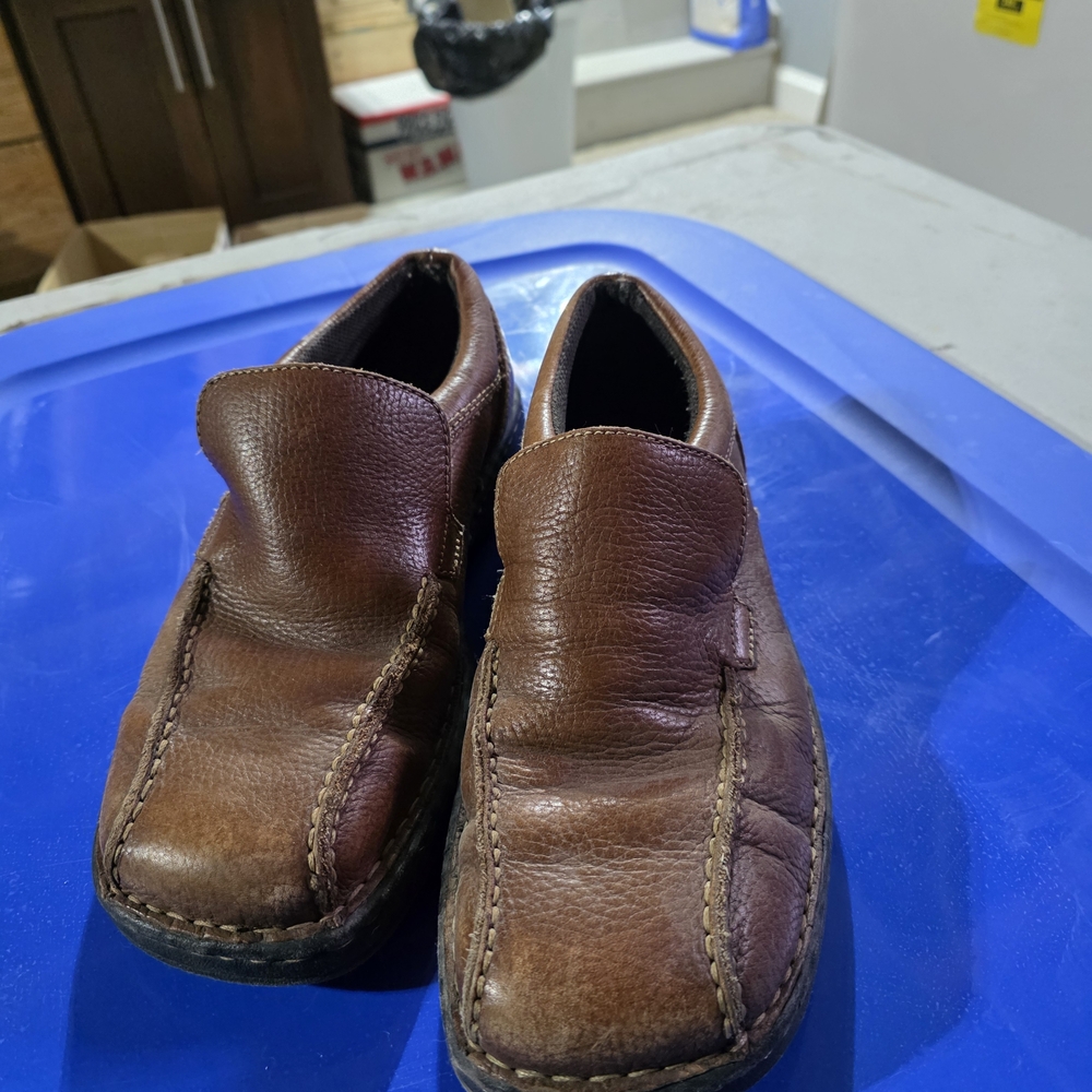 Airwalk Men's Brown Leather Slip-On Loafers